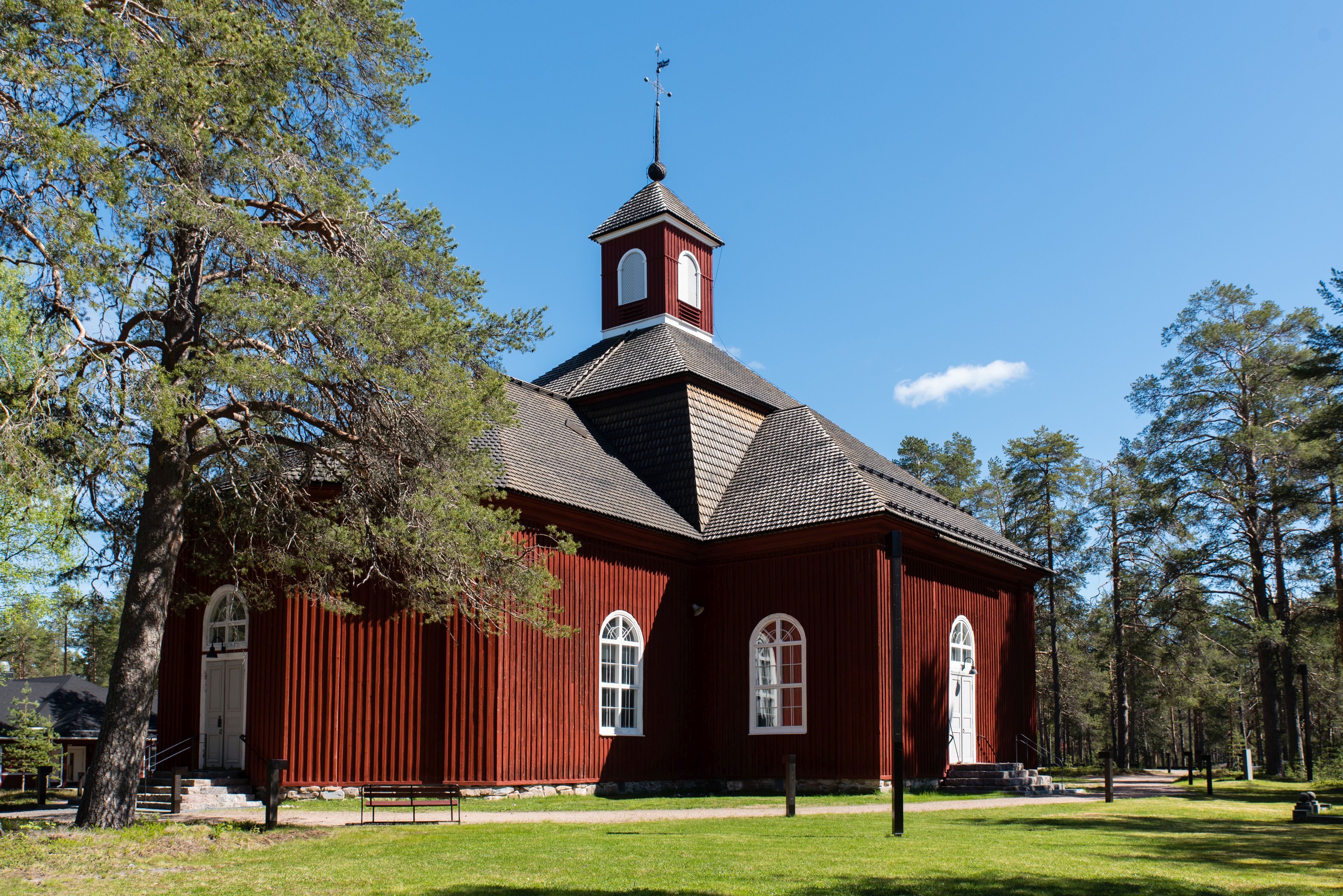 Pudasjärven kirkon ulkokuva